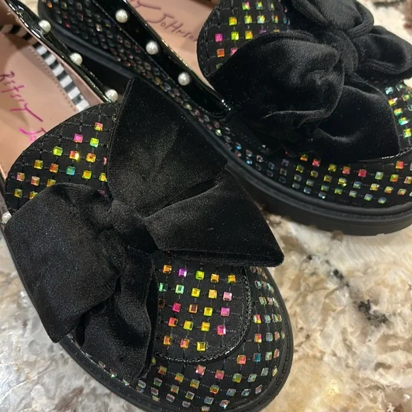 Betsey Johnson Girls Loafer Shoes - Picture 4 of 4